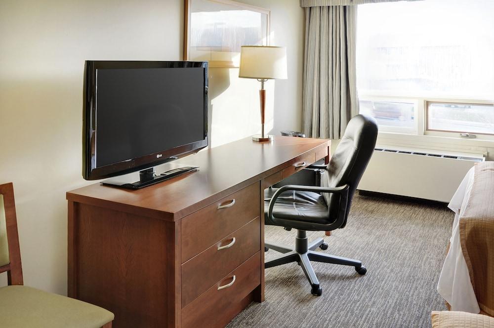 Emerald Hotel & Suites Calgary Airport Eksteriør bilde