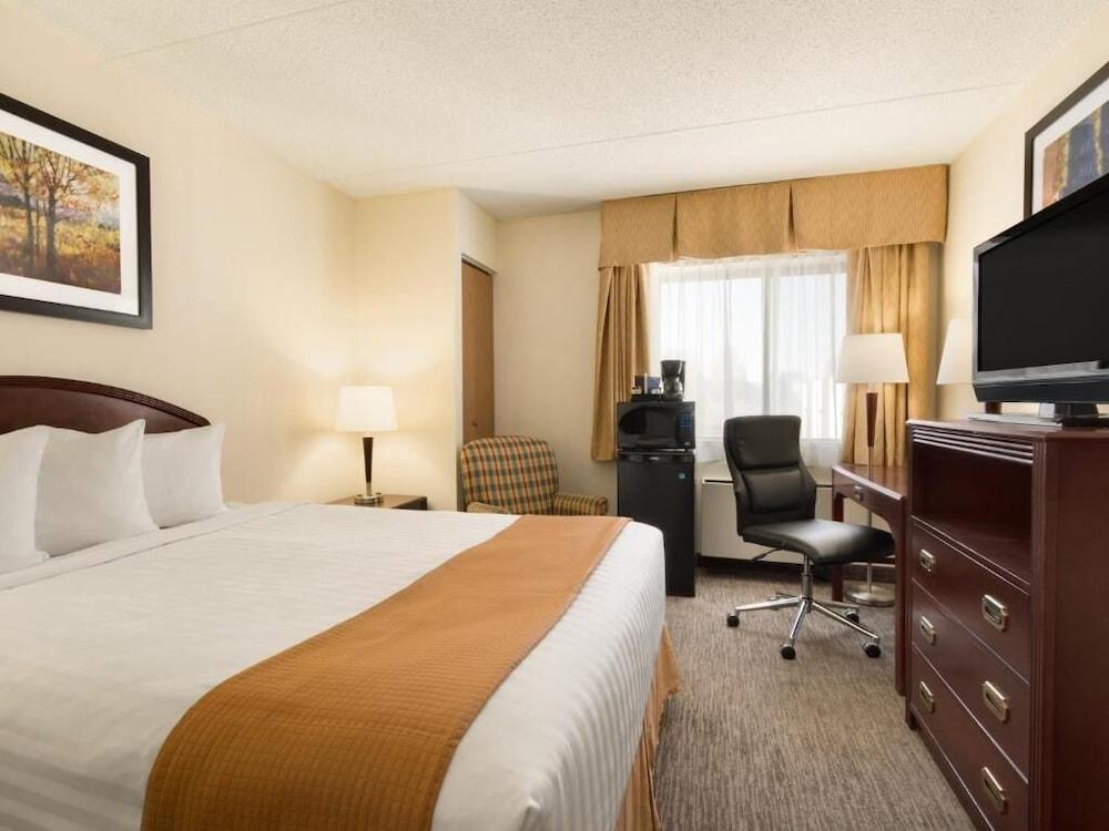Emerald Hotel & Suites Calgary Airport Eksteriør bilde