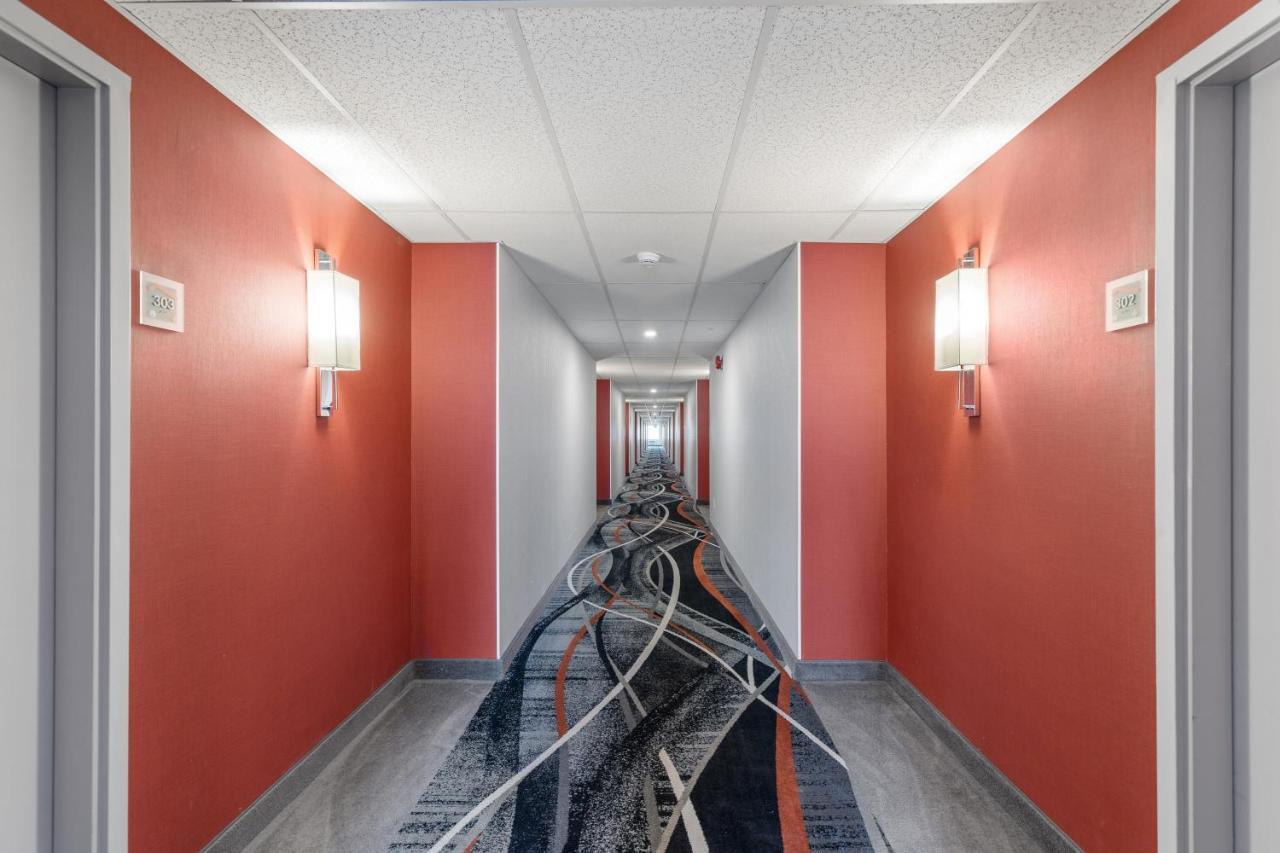 Emerald Hotel & Suites Calgary Airport Eksteriør bilde