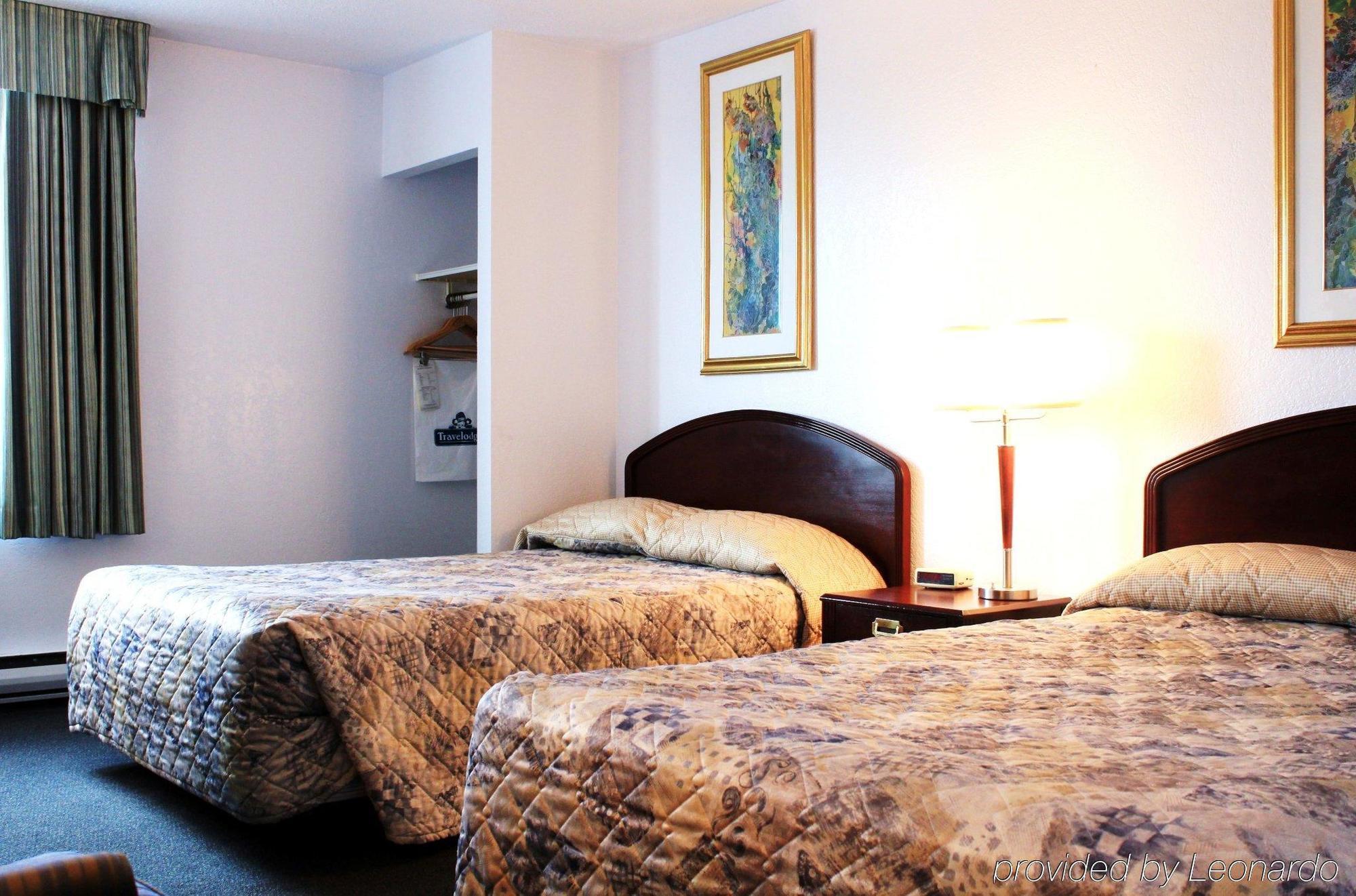 Emerald Hotel & Suites Calgary Airport Rom bilde