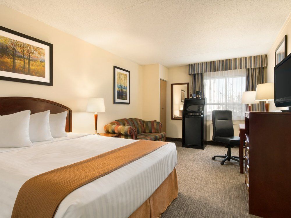 Emerald Hotel & Suites Calgary Airport Eksteriør bilde
