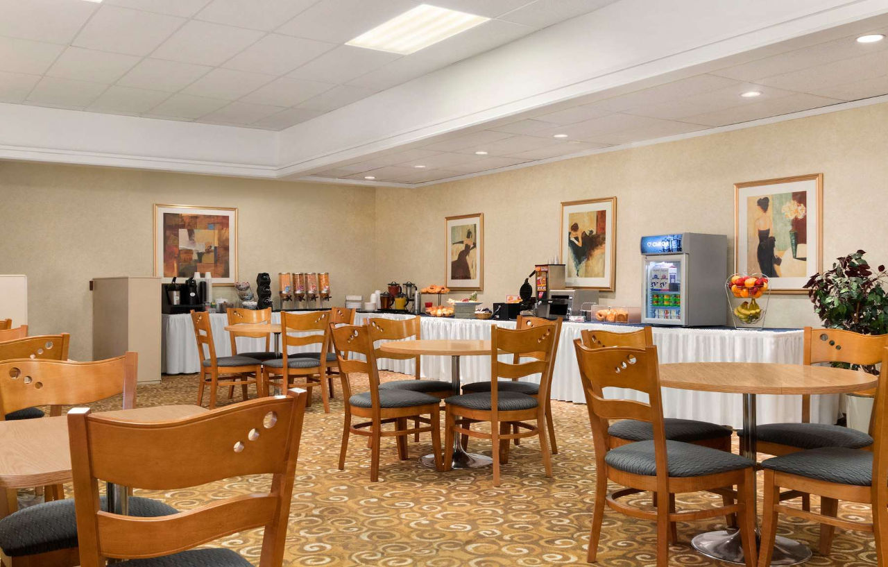Emerald Hotel & Suites Calgary Airport Eksteriør bilde